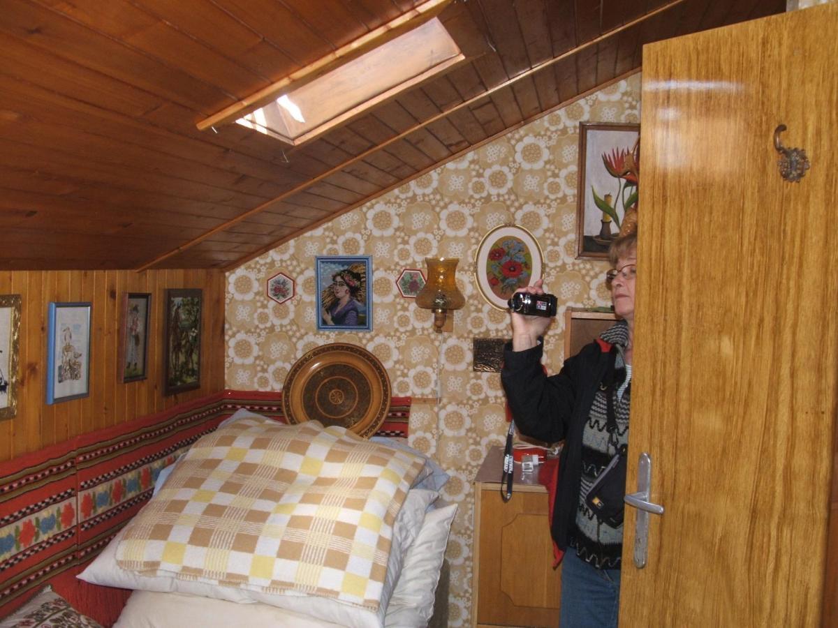 Hotel Agancs Vendégház à Balatonszárszó Extérieur photo