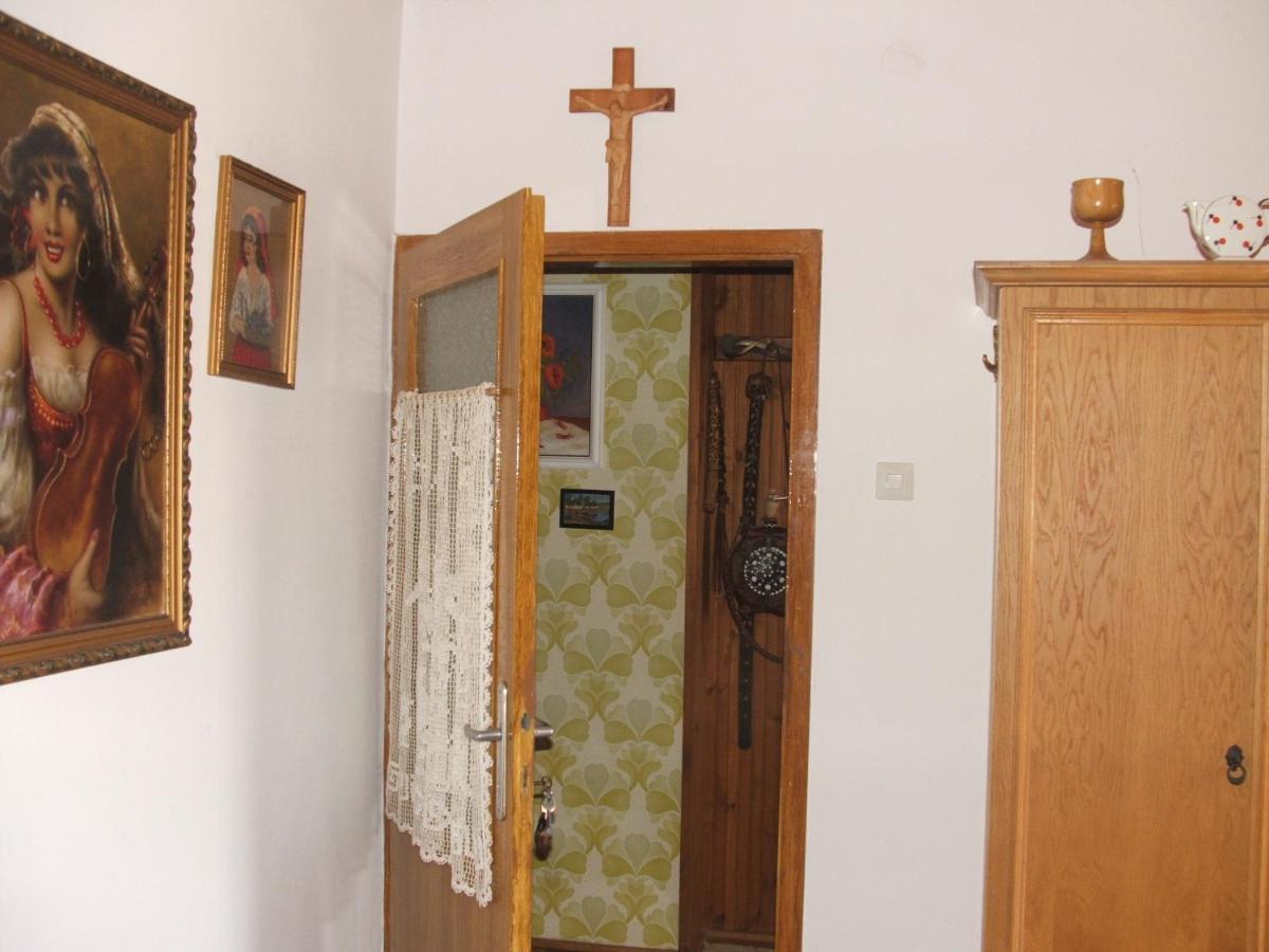 Hotel Agancs Vendégház à Balatonszárszó Extérieur photo