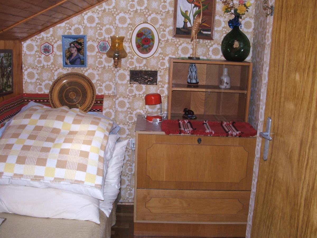 Hotel Agancs Vendégház à Balatonszárszó Extérieur photo
